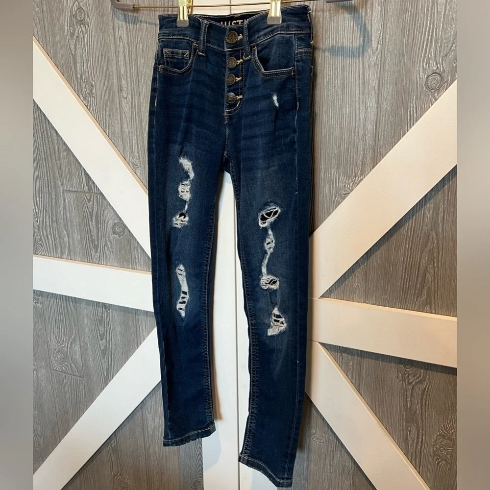KJ1. Justice 8 Slim Girls Jeans super distressed • Rise 8 • Inseam 22